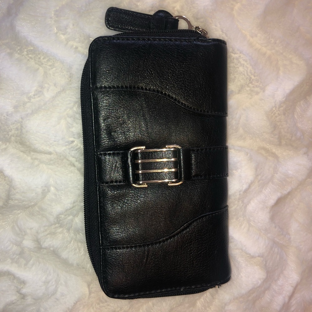 Black Jessica Simpson wallet
